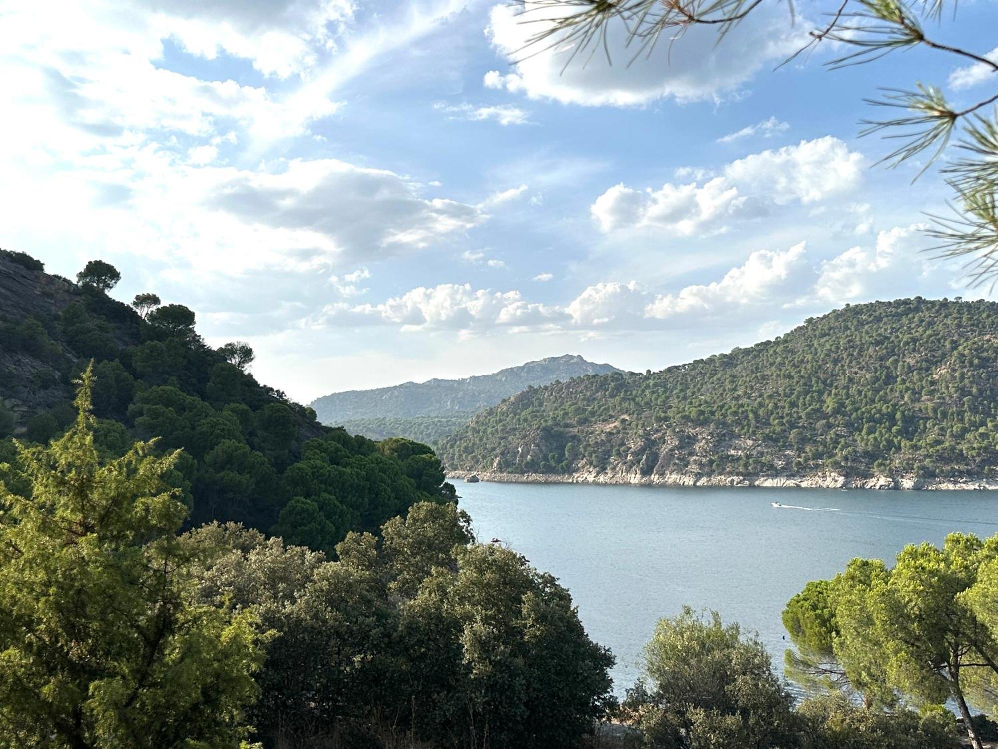 Hostal Myd Pantano Pelayos de la Presa Kültér fotó