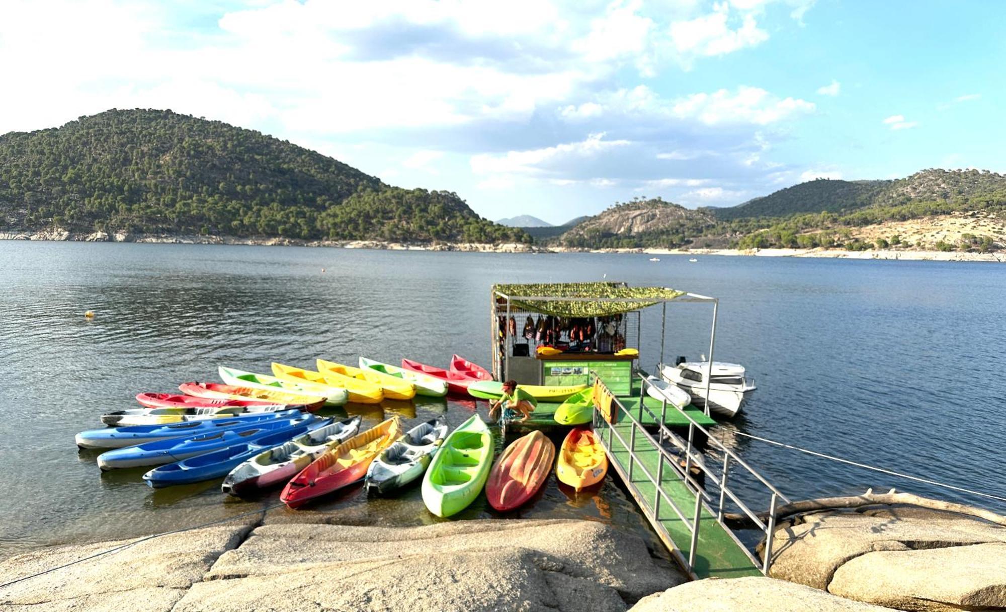 Hostal Myd Pantano Pelayos de la Presa Kültér fotó